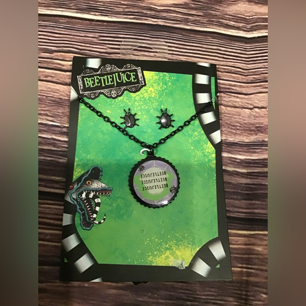 Beetlejuice Necklace 1 Pair Of Earrings -New 13$
